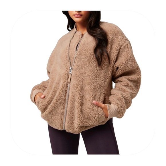 Fabletics M teddy oversized bomber jacket - Picture 3 of 12